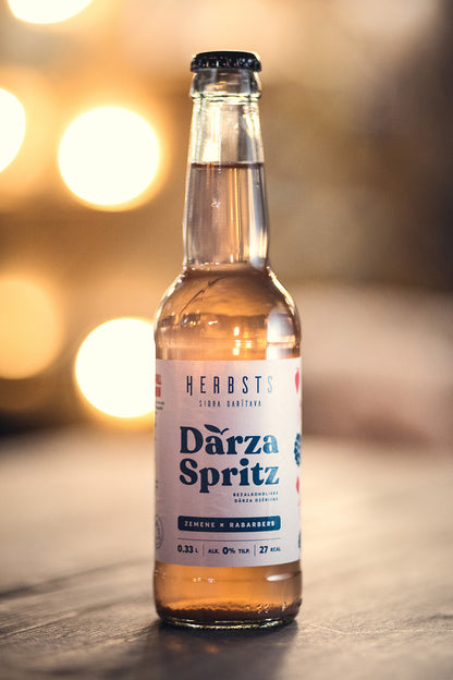 Dārza Spritz – Zemene × Rabarbers